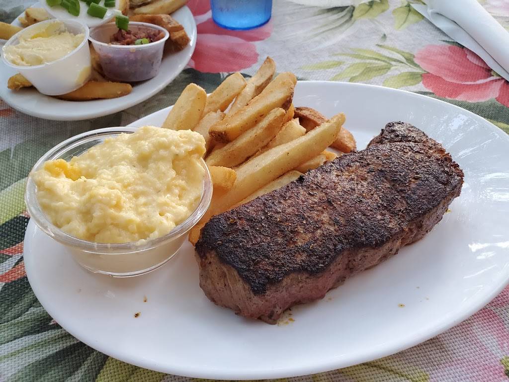 Salt Water Cowboys | restaurant | 299 Dondanville Rd, St. Augustine, FL 32080, USA | 9044712332 OR +1 904-471-2332