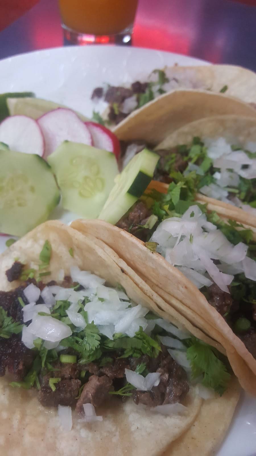 Lupitas Restaurant | restaurant | 704 Jersey Ave, Elizabeth, NJ 07202, USA | 9083557277 OR +1 908-355-7277