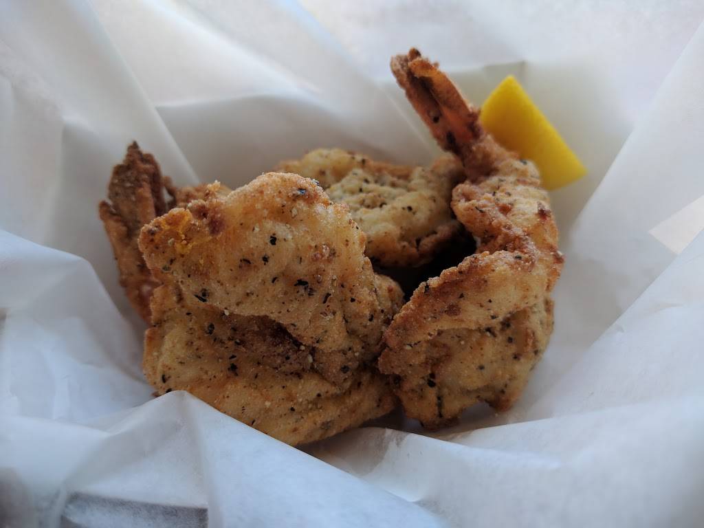 Macs Fish / Chips / Strips | restaurant | 610 W 54th St, Minneapolis, MN 55419, USA | 6128244804 OR +1 612-824-4804