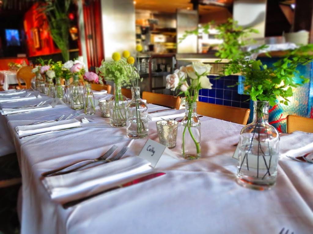 Canal Club | restaurant | 2025 Pacific Ave, Venice, CA 90291, USA | 3108233878 OR +1 310-823-3878