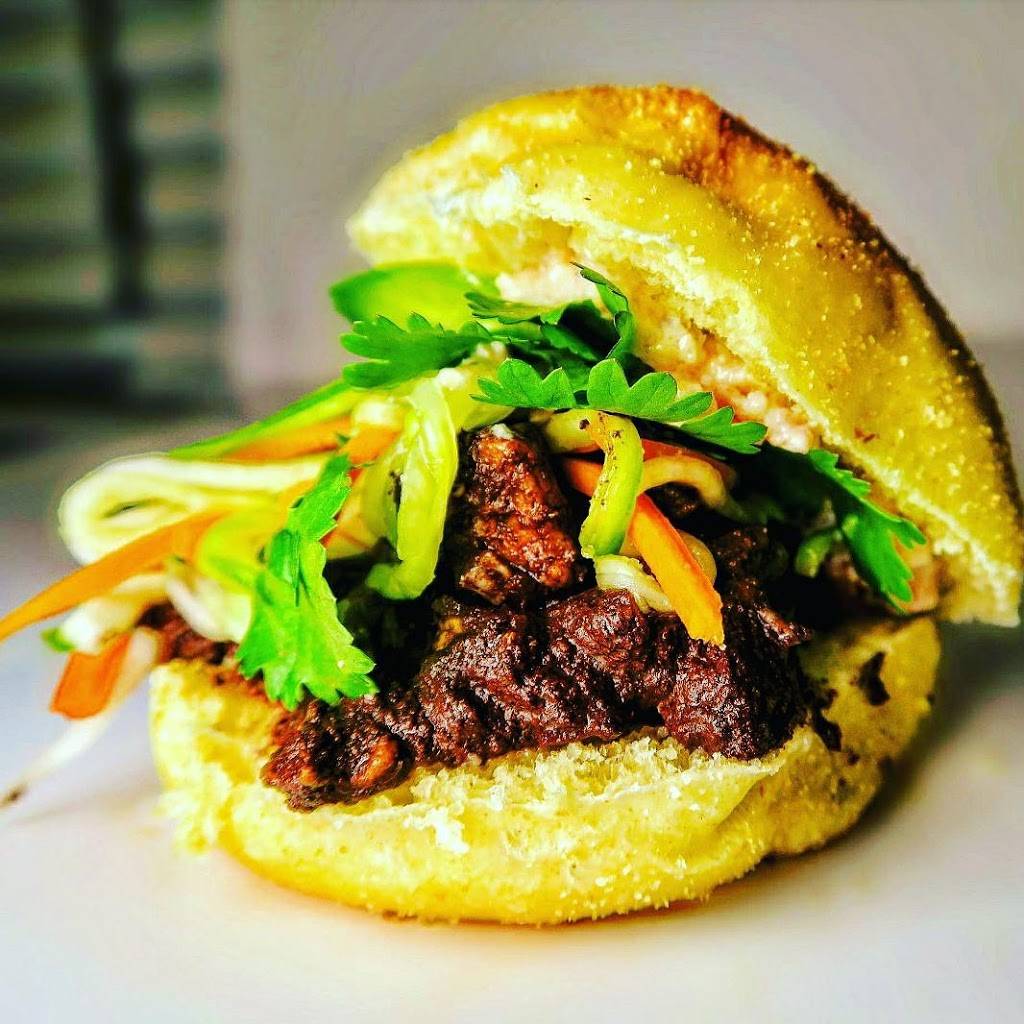 Slide Thru #FAM | restaurant | 208 E Main St #102, Norfolk, VA 23501, USA | 7574535904 OR +1 757-453-5904