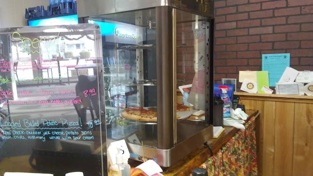 Slice Bar | restaurant | 213 North Ave, Skowhegan, ME 04976, USA | 2074746500 OR +1 207-474-6500