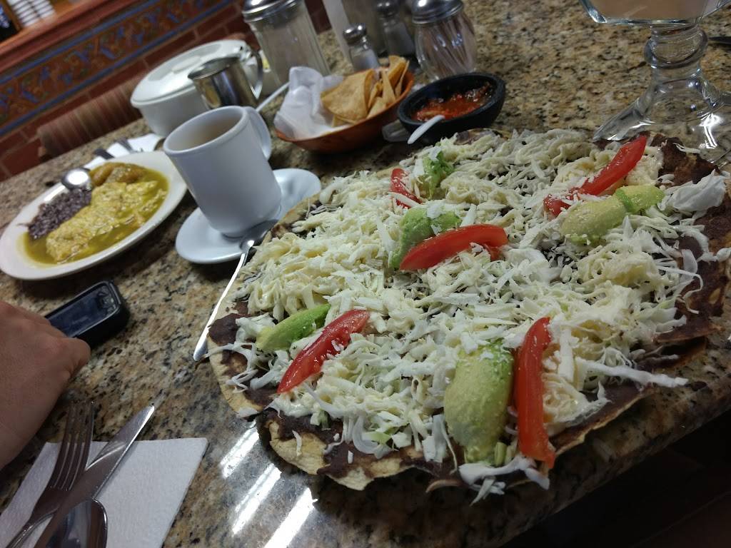 La Flor de Oaxaca | restaurant | Blvrd Gral Rodolfo Sánchez Taboada 10512, Zona Urbana Rio Tijuana, 22010 Tijuana, B.C., Mexico | 016642002549 OR +52 664 200 2549