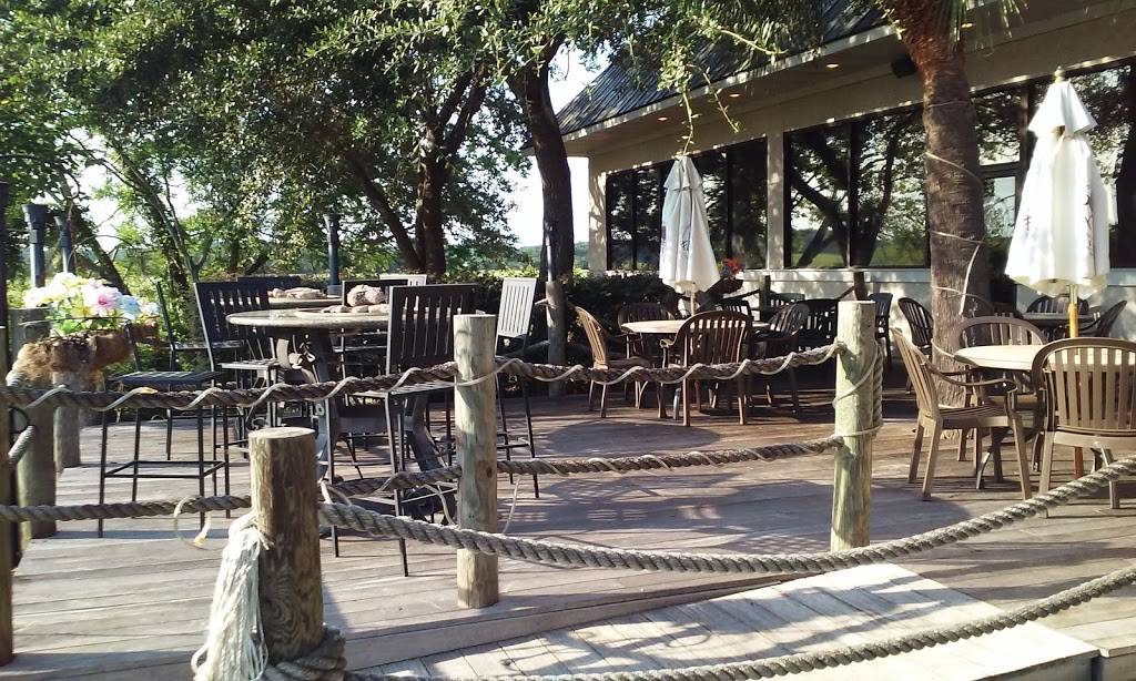 Gilligans Seafood Restaurant- Beaufort | restaurant | 2601 Boundary St, Beaufort, SC 29906, USA | 8433792244 OR +1 843-379-2244