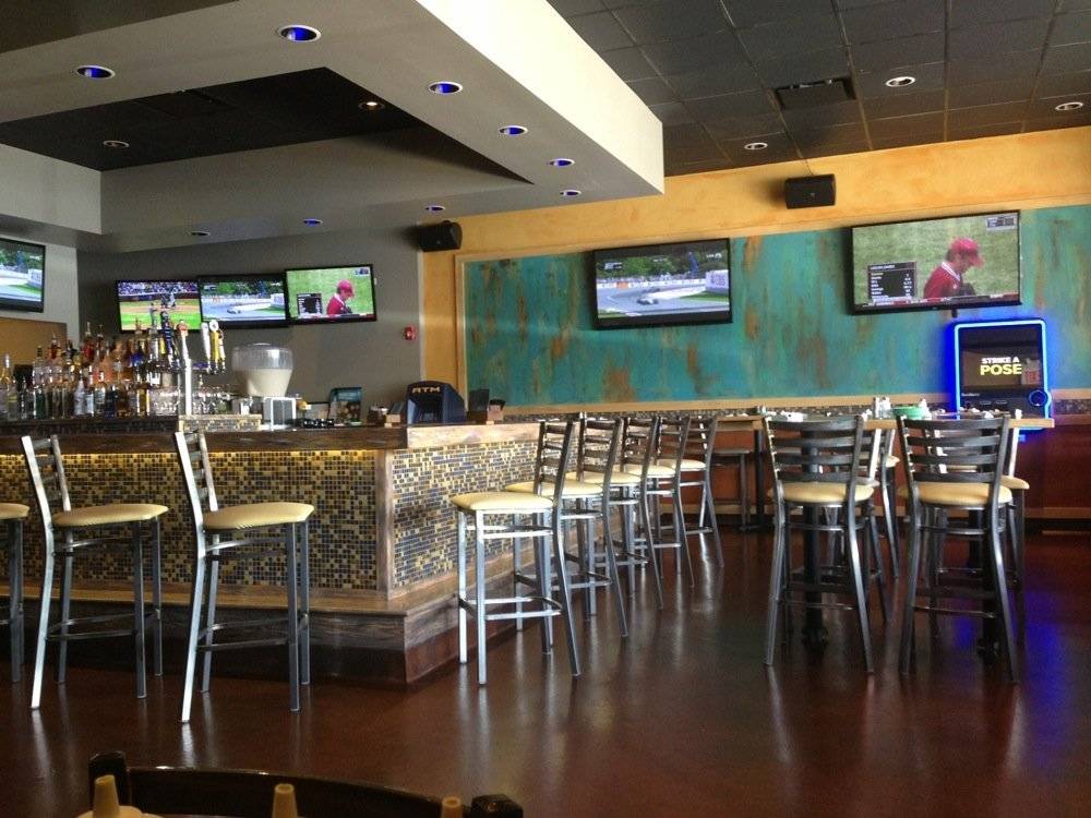 Marias Mexican Bar & Grill | restaurant | 861 E Nerge Rd, Roselle, IL 60172, USA | 6302833389 OR +1 630-283-3389