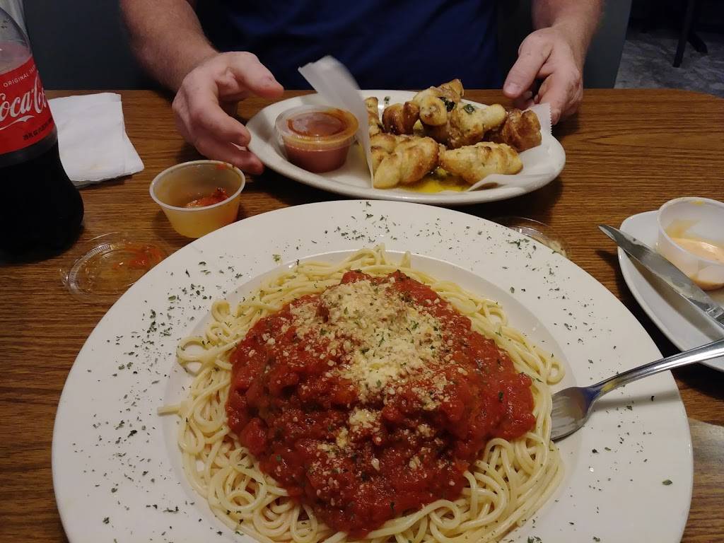 Bella Roma Pizza | restaurant | 117 Main St, North Adams, MA 01247, USA | 4136636666 OR +1 413-663-6666