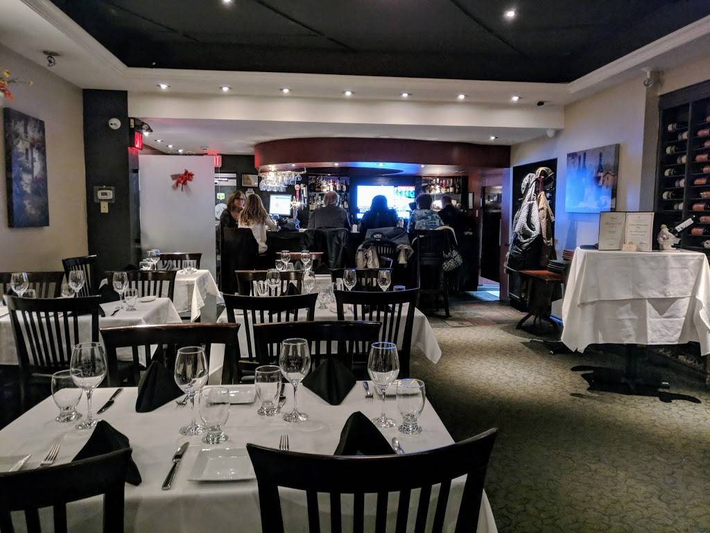 Clarkson Mediterranean Bistro | restaurant | 1731 Lakeshore Rd W, Mississauga, ON L5J 1J4, Canada | 9059162283 OR +1 905-916-2283