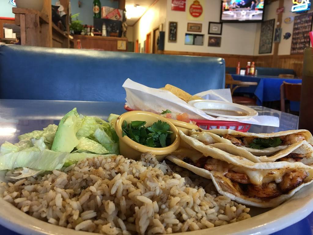 Puerto Vallarta Seafood | restaurant | 11502 Perrin Beitel Rd, San Antonio, TX 78217, USA | 2106505400 OR +1 210-650-5400