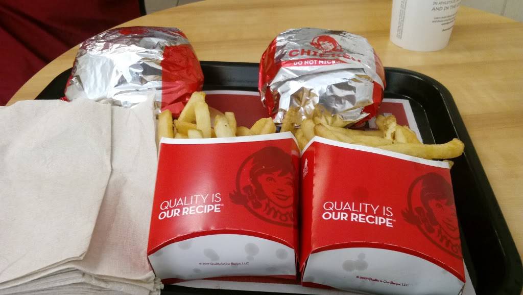 Wendys | restaurant | 9695 NE Cascades Pkwy, Portland, OR 97220, USA | 5032844459 OR +1 503-284-4459