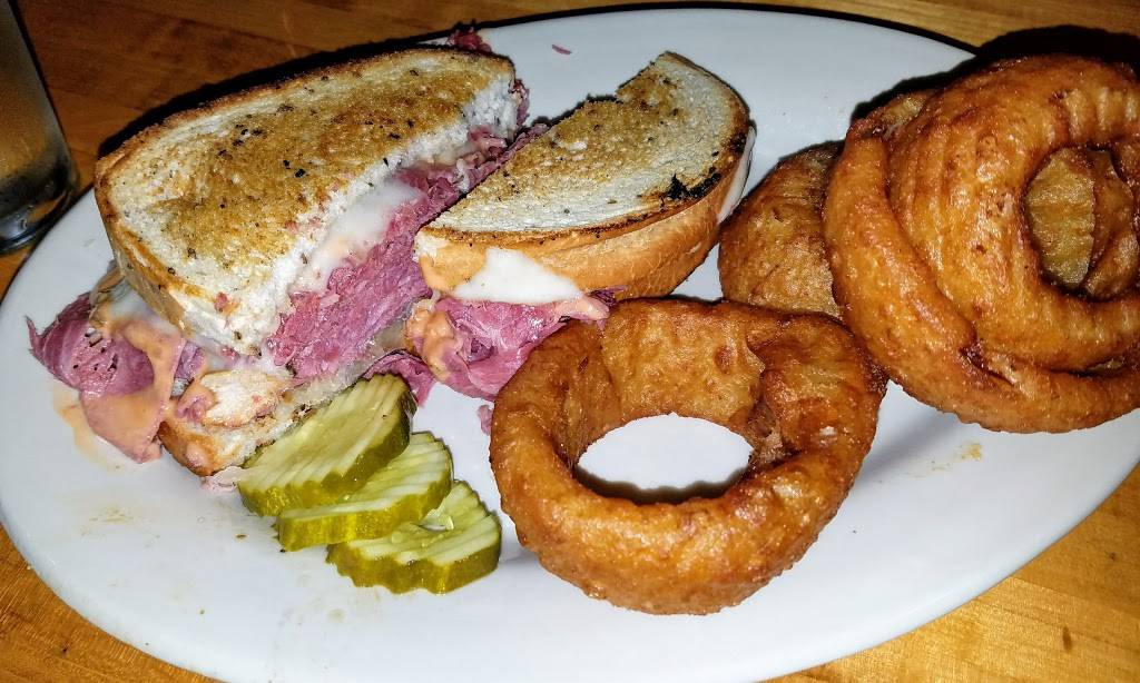 Cornerstone Brewery Co | restaurant | 58 Front St, Berea, OH 44017, USA | 4402399820 OR +1 440-239-9820