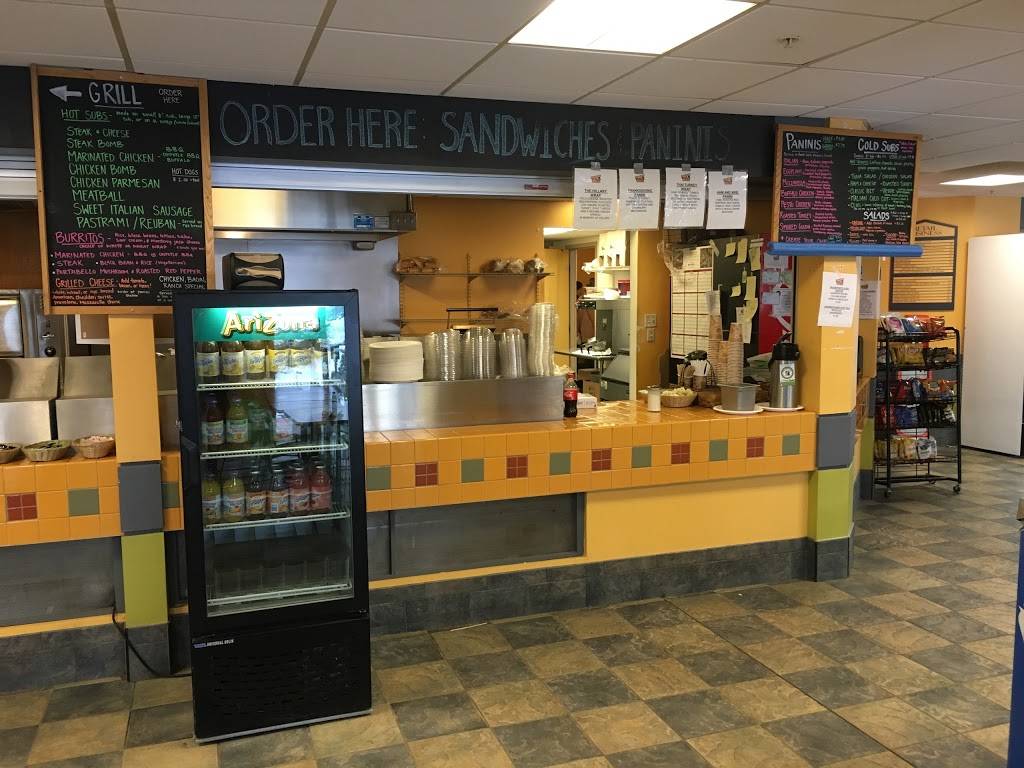 Tradeport Pizza | meal takeaway | 14 Manchester Square, Portsmouth, NH 03801, USA | 6033736021 OR +1 603-373-6021