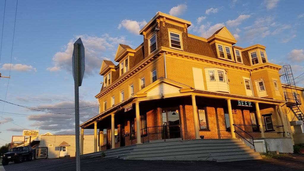 McCall Collective Brewing Co. | restaurant | 102 E Susquehanna St, Allentown, PA 18103, USA | 6105738890 OR +1 610-573-8890