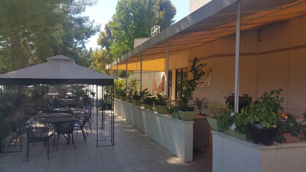 Calabasas Patio Cafe | restaurant | 26651 Agoura Rd #100, Calabasas, CA 91302, USA | 8188780132 OR +1 818-878-0132