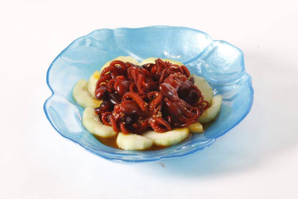 Volcano Sushi Restaurant - California Ave. | restaurant | 2521 N California Ave, Chicago, IL 60647, USA | 7733607075 OR +1 773-360-7075