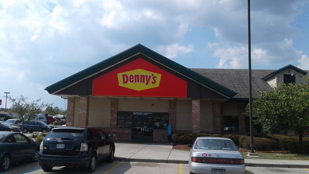 Dennys | restaurant | 2226 N Main St, Hubbard, OH 44425, USA | 3305343314 OR +1 330-534-3314