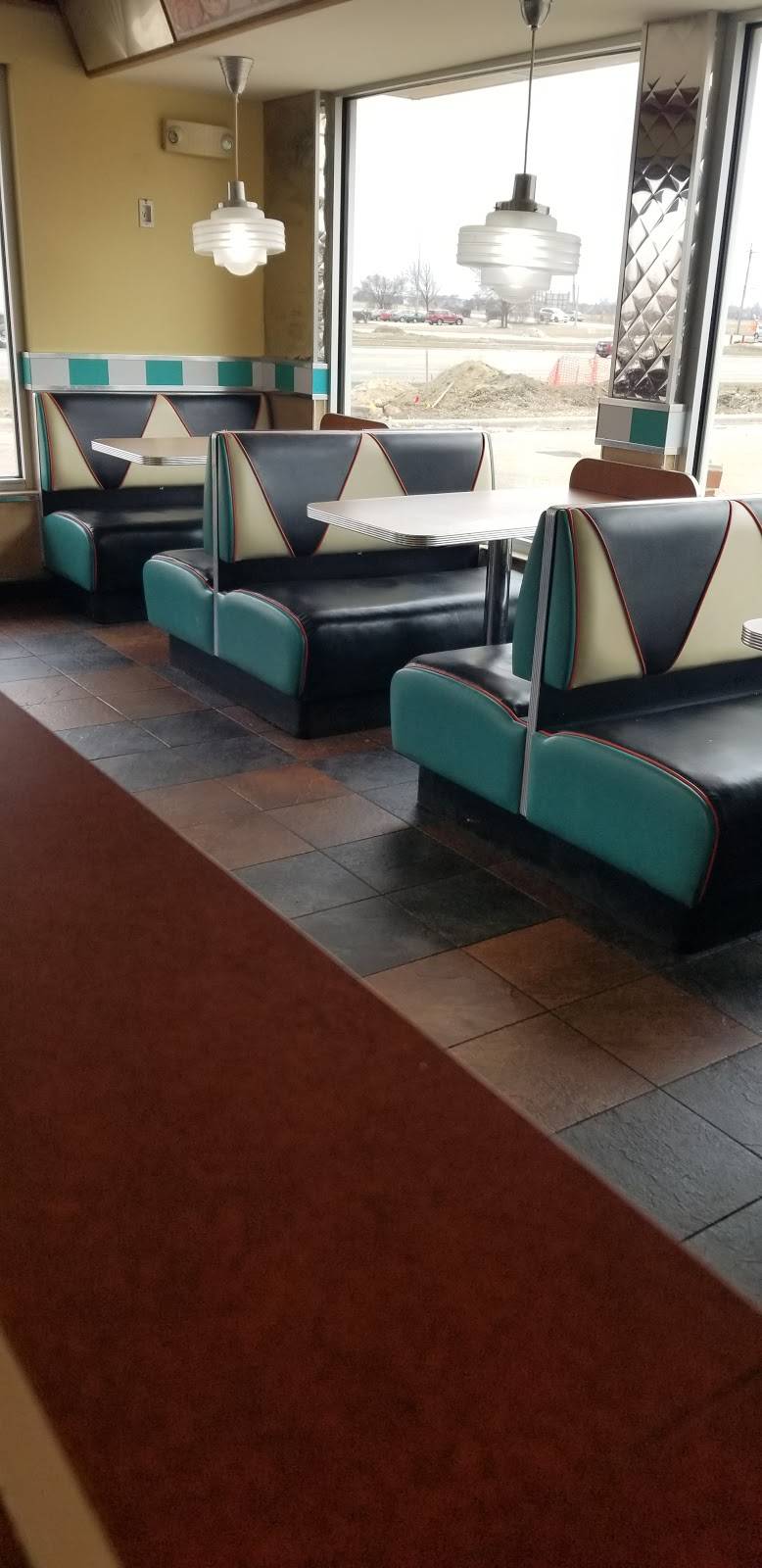 KFC | restaurant | 442 N Weber Rd, Romeoville, IL 60446, USA | 8158861056 OR +1 815-886-1056