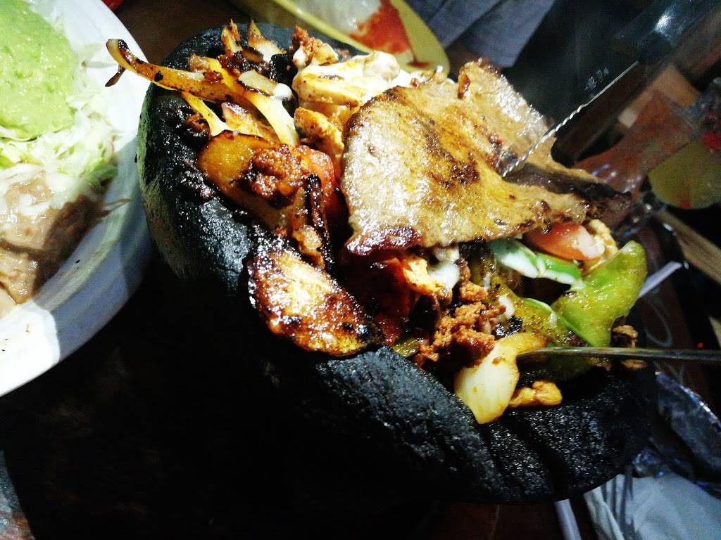 Azul Tequila | restaurant | 105 Main St, St Joseph, MI 49085, USA | 2699820300 OR +1 269-982-0300