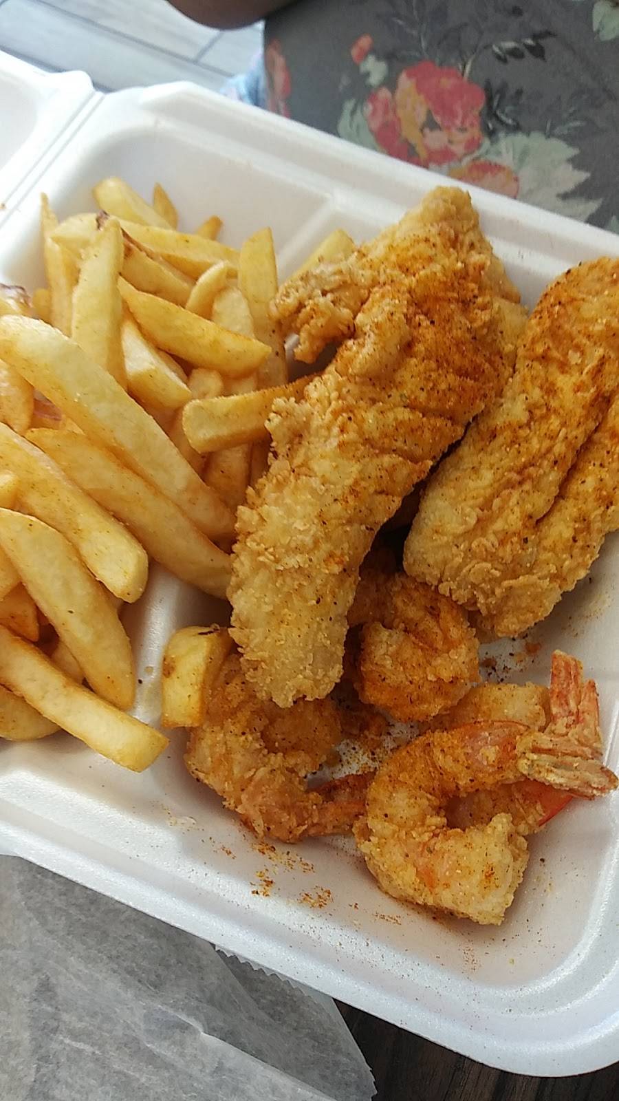 Riverside Express Seafood | restaurant | 130 E Memorial Blvd, Lakeland, FL 33801, USA | 8639402079 OR +1 863-940-2079