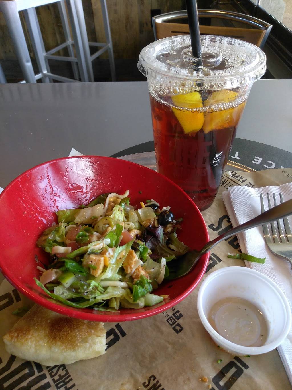 Pyros Fire Fresh Pizza | restaurant | 1199 Ridgeway Rd, Memphis, TN 38119, USA | 9013798294 OR +1 901-379-8294