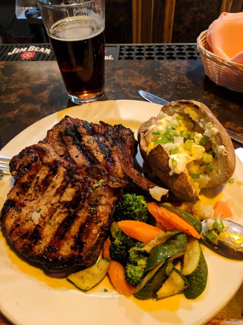 Sportsman Restaurant | restaurant | 4426 Central Ave, Camarillo, CA 93010, USA | 8059889777 OR +1 805-988-9777