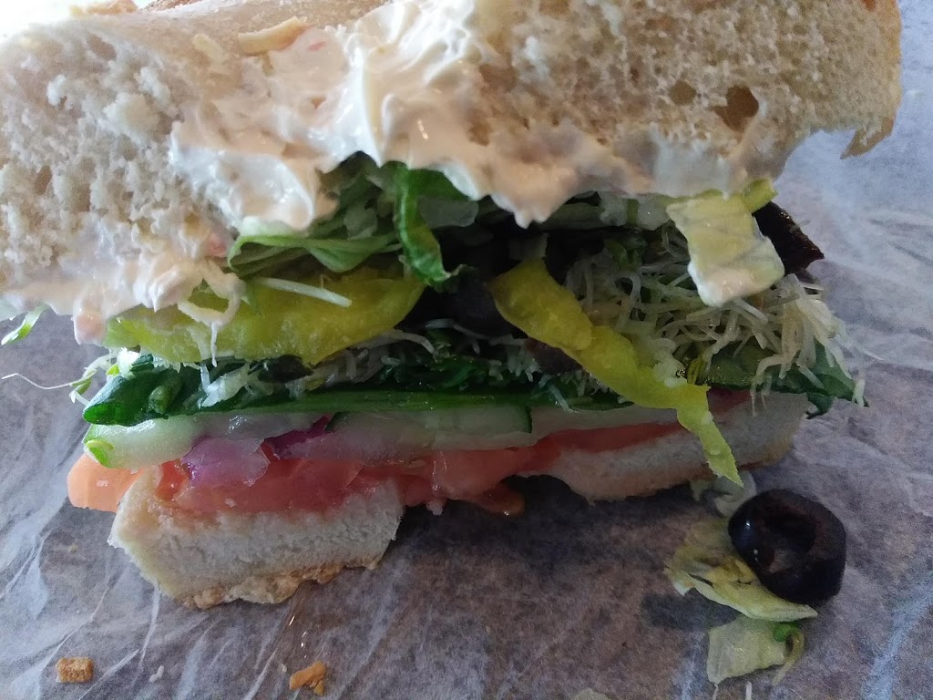 Bagel Boy | restaurant | 3200 E 26th St, Sioux Falls, SD 57103, USA | 6053368366 OR +1 605-336-8366