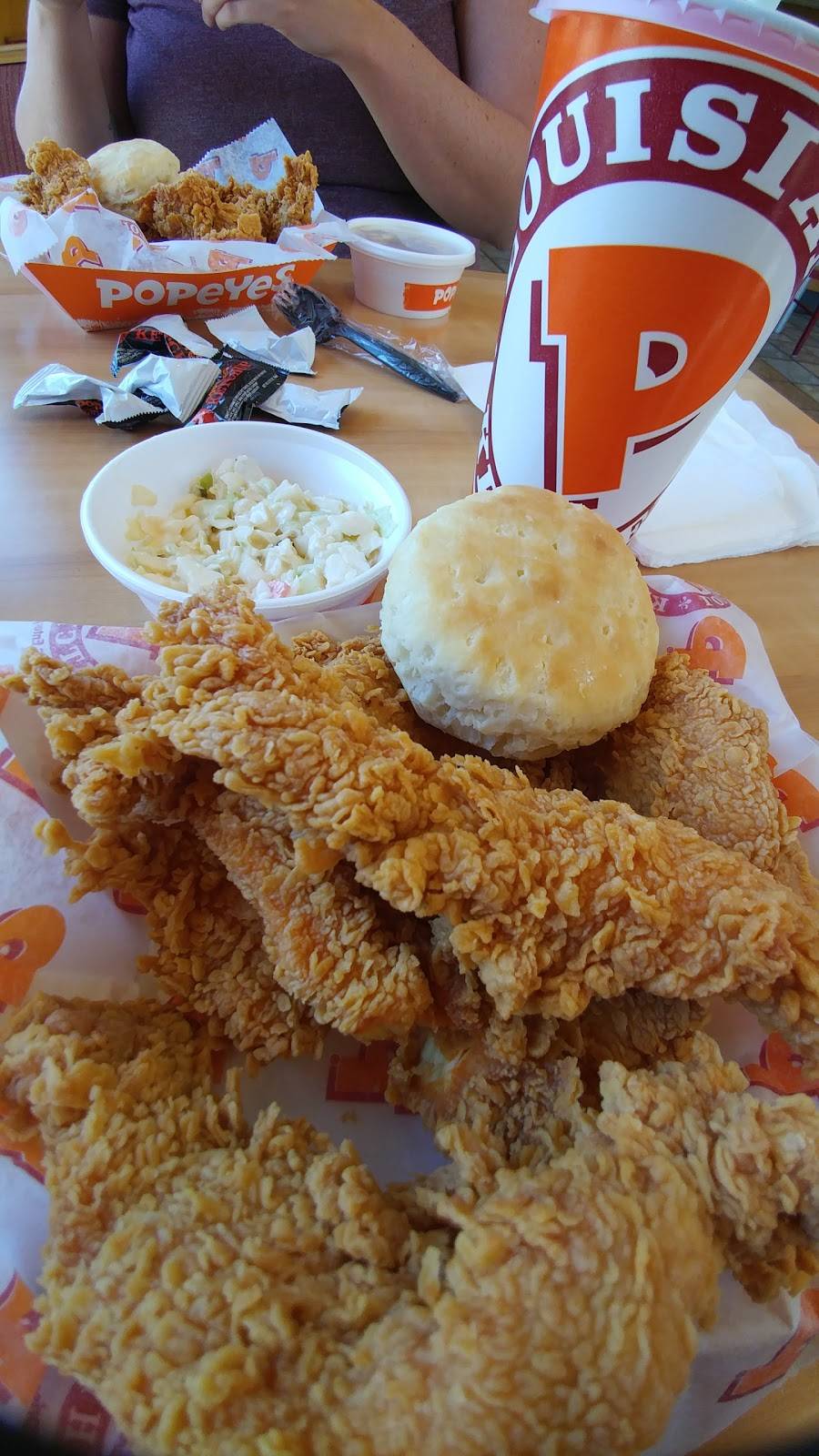 Popeyes Louisiana Kitchen | restaurant | 4705 TX-121, The Colony, TX 75056, USA | 9723701095 OR +1 972-370-1095