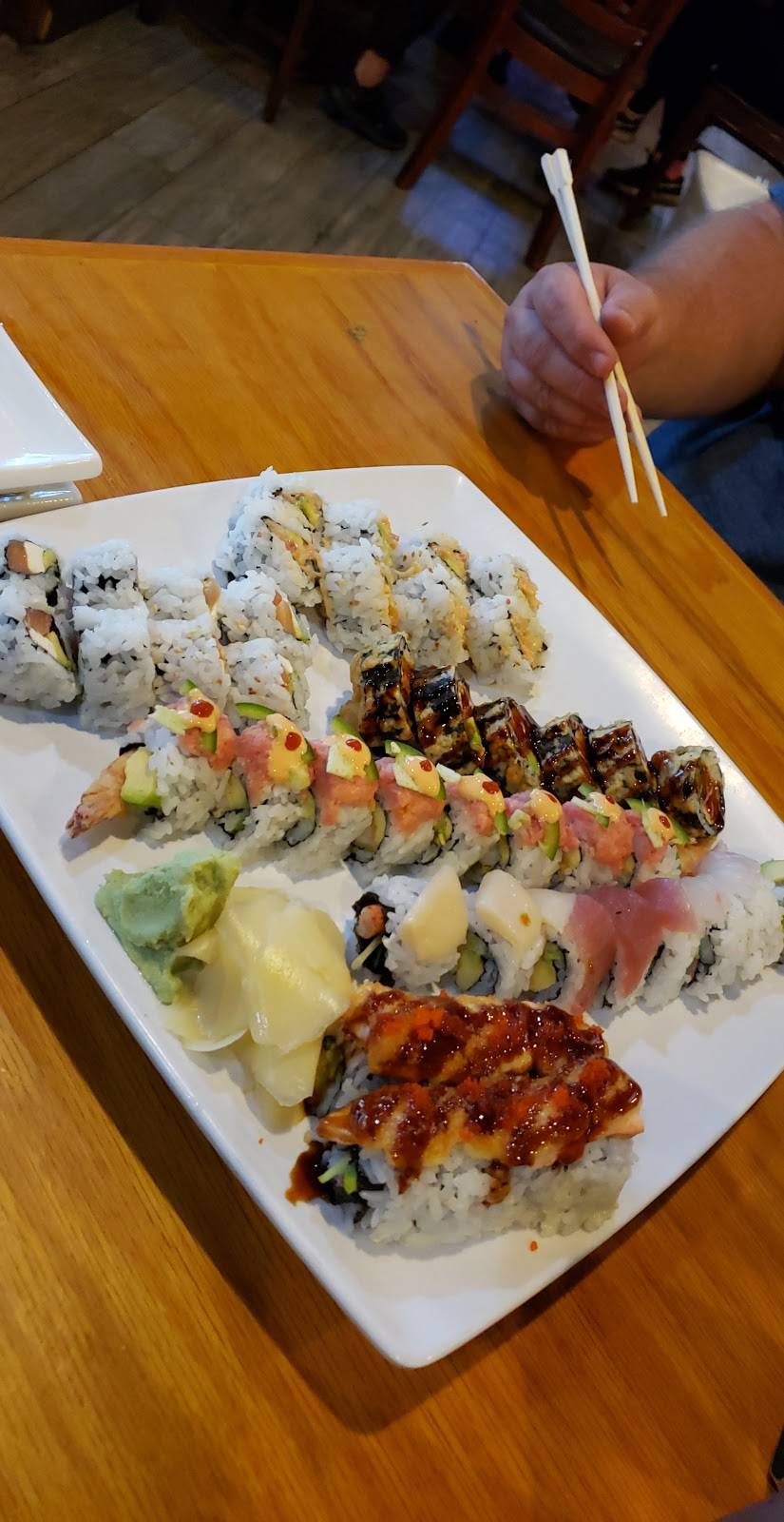 Tokyo Japanese Seafood & Steak House | restaurant | 402 E Church St #112, Cartersville, GA 30121, USA | 7703879575 OR +1 770-387-9575