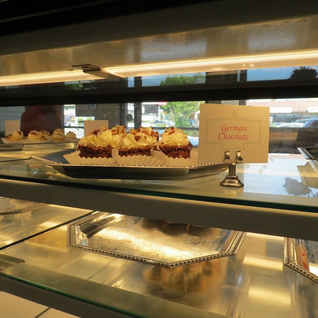 Jennifer Pennifer Bakes | restaurant | 10428 National Blvd, Los Angeles, CA 90034, USA | 4242988170 OR +1 424-298-8170