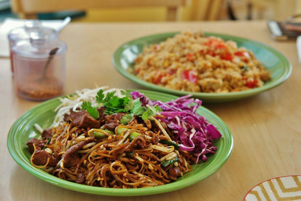 Pennys Noodle Shop | restaurant | 1130 Chicago Ave, Oak Park, IL 60302, USA | 7086601300 OR +1 708-660-1300