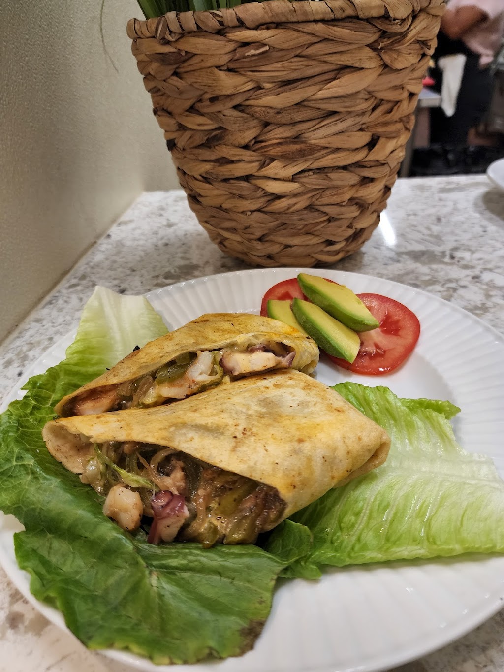 Isla Restaurant | restaurant | 3540 Clayton Rd, Concord, CA 94519, USA | 9253975509 OR +1 925-397-5509