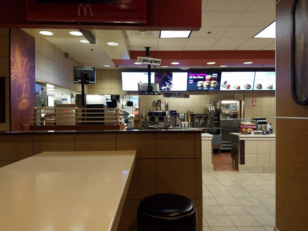McDonalds | cafe | 109 Brenwood St, Berea, KY 40403, USA | 8599864206 OR +1 859-986-4206