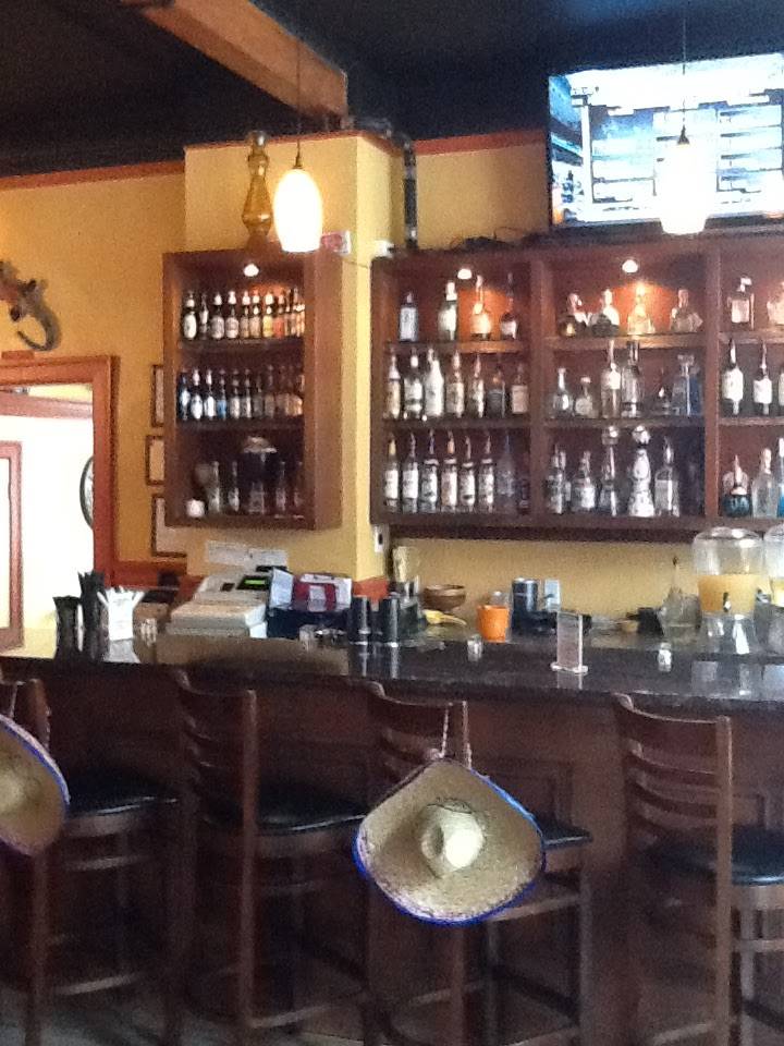 Tequila Lime Cantina | restaurant | 197 Bank St, Fall River, MA 02720, USA | 7743654850 OR +1 774-365-4850