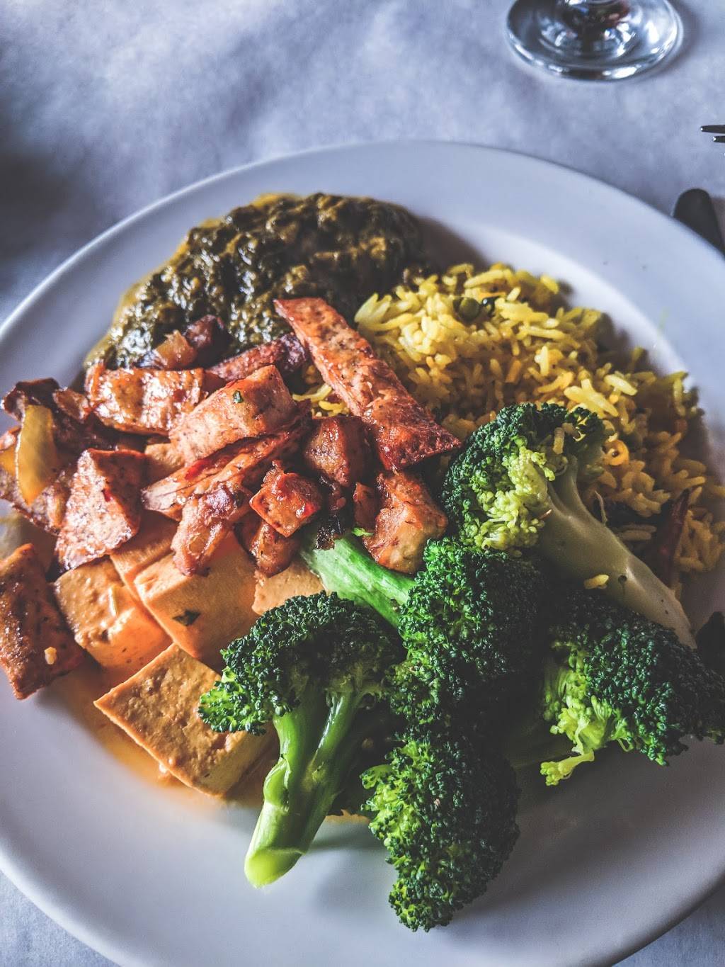 New Delhi Palace | restaurant | 950 E Colorado Blvd #205, Pasadena, CA 91106, USA | 6264050666 OR +1 626-405-0666