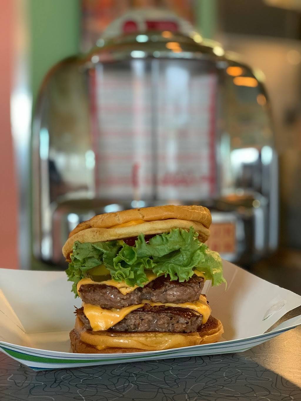 Apollo Grill | restaurant | Towerhill Centre, 491 Towerhill Rd, Peterborough, ON K9H 7S3, Canada | 7057457474 OR +1 705-745-7474