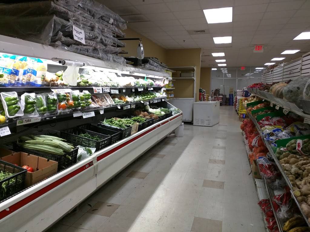 Indu Indian Grocery Store | restaurant | 4925 W Market St Suit 1103, Greensboro, NC 27407, USA | 3362352700 OR +1 336-235-2700