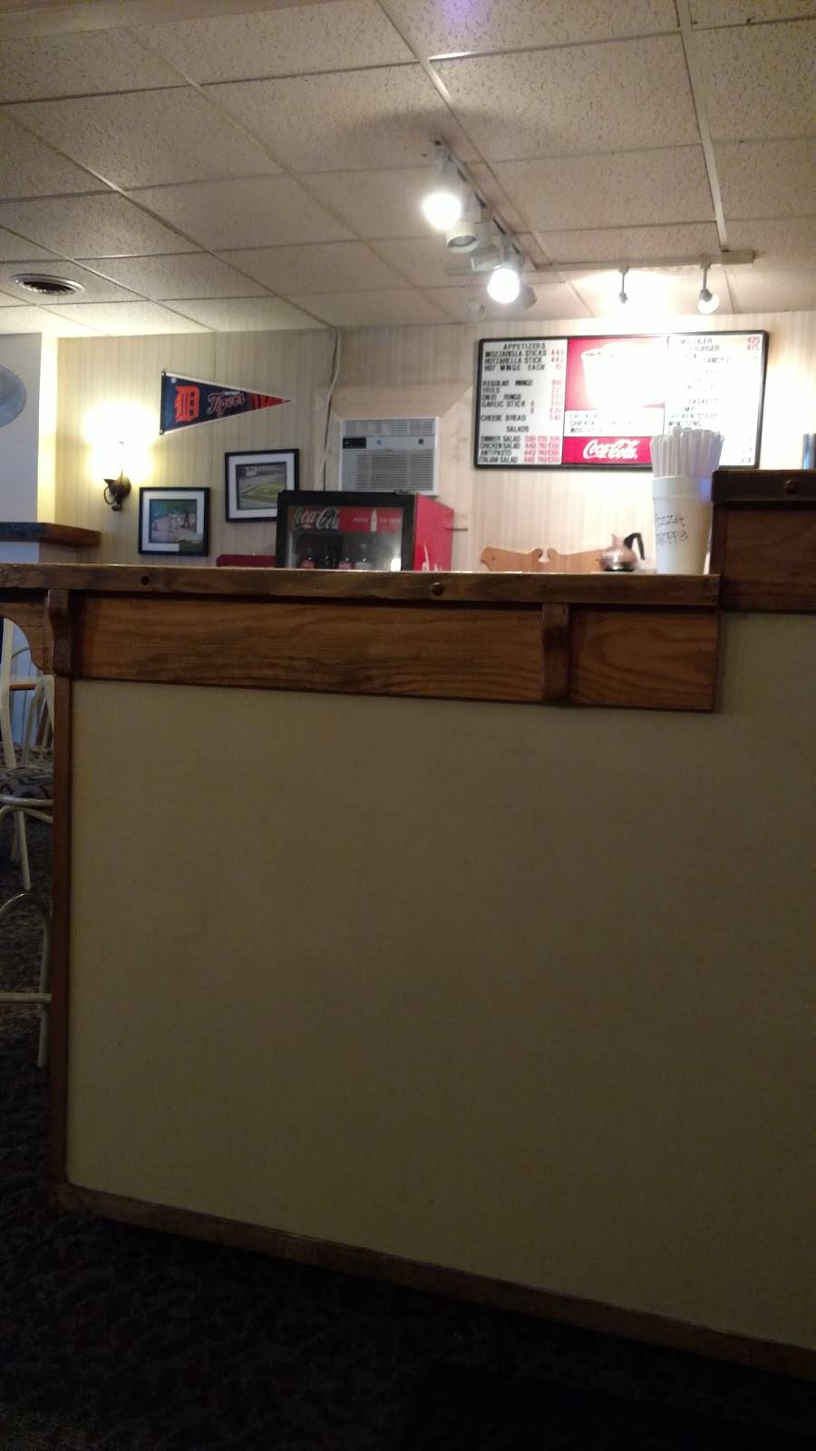 Pizza Shoppe | restaurant | 113 W State St #8048, Mancelona, MI 49659, USA | 2315875162 OR +1 231-587-5162