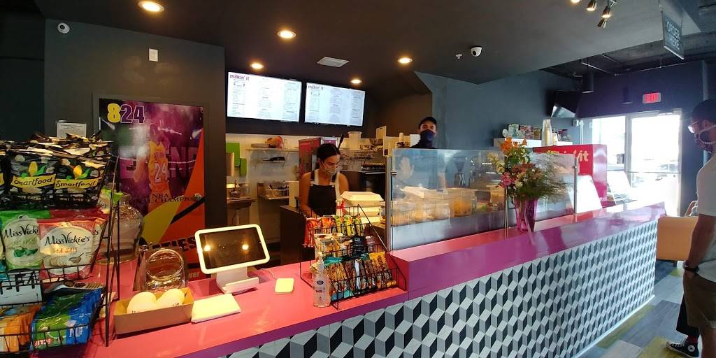 Milkin it | bakery | 1000 Channelside Dr, Tampa, FL 33602, USA | 8139994846 OR +1 813-999-4846