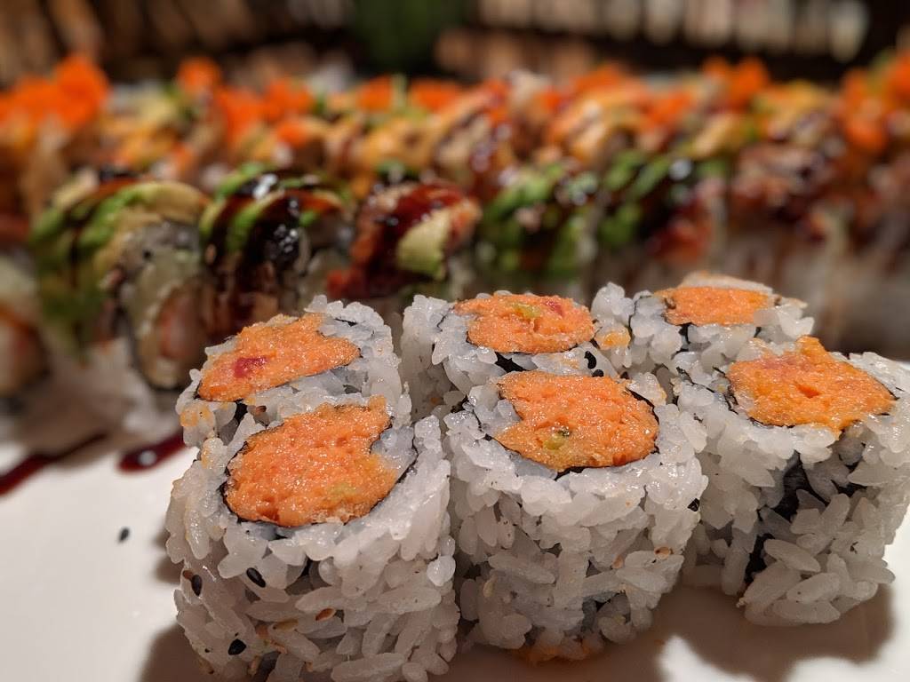 Fuji Sushi & Hibachi | restaurant | 1705 W McGalliard Rd, Muncie, IN 47304, USA | 7652888833 OR +1 765-288-8833