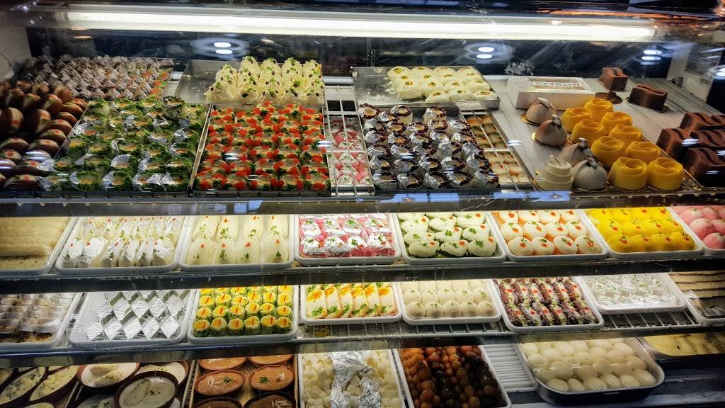 Mithaas Edison | restaurant | 1655-170 Oak Tree Road, Edison, NJ 08820, USA | 7329473014 OR +1 732-947-3014