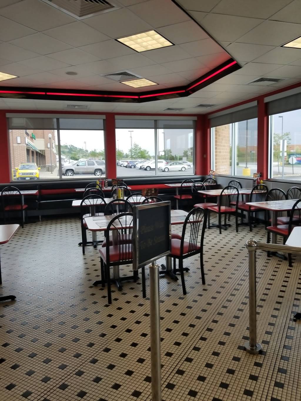 Steak n Shake | restaurant | 9401 Vista Way, Garfield Heights, OH 44125, USA | 2165875291 OR +1 216-587-5291