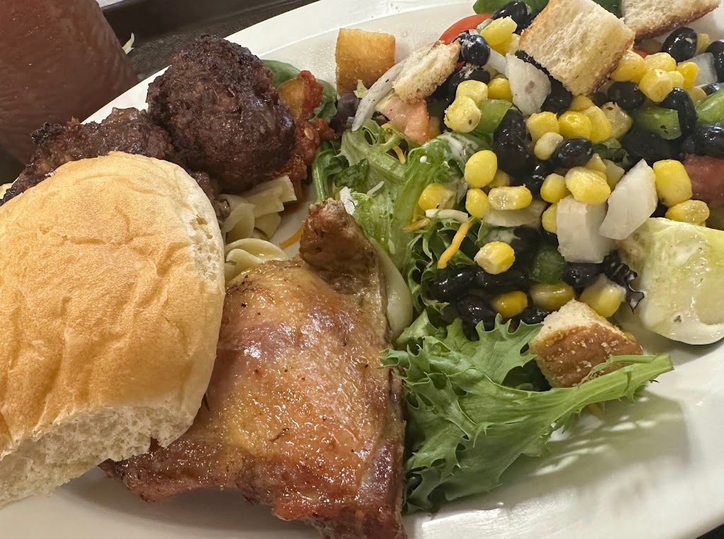 Hamptons Kitchen | restaurant | 401 Rio Concho Dr, San Angelo, TX 76903, USA | 3256551480 OR +1 325-655-1480