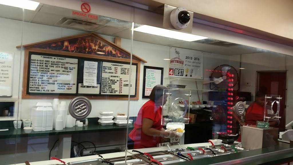 Southern Smokehouse | restaurant | 14340 W McNichols Rd, Detroit, MI 48235, USA | 3133974050 OR +1 313-397-4050