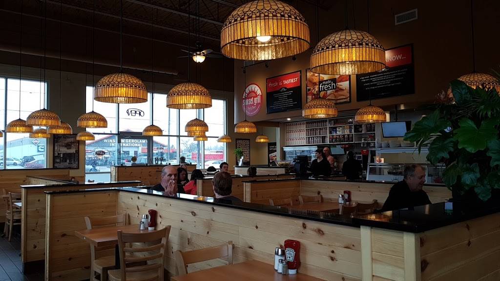 Sunset Grill | restaurant | 1005 Lansdowne St W #2, Peterborough, ON K9K 8N2, Canada | 7057490222 OR +1 705-749-0222