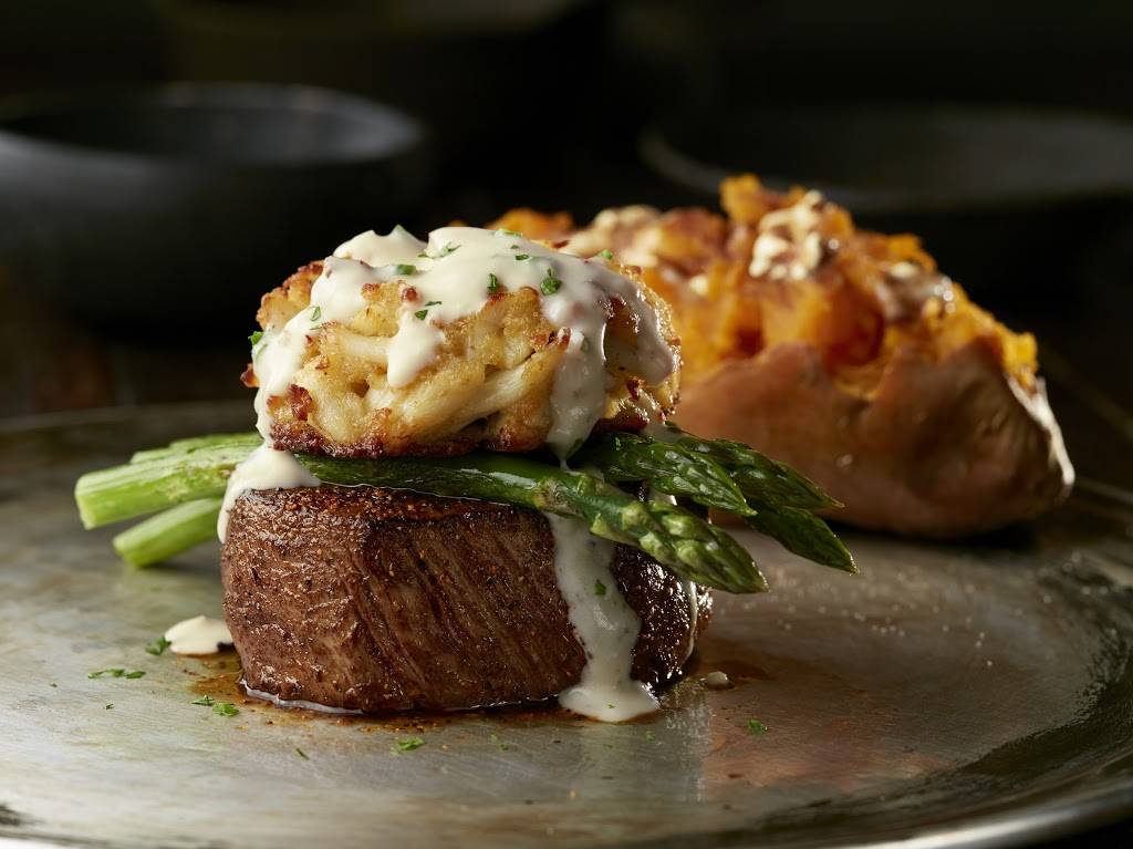 LongHorn Steakhouse | meal takeaway | 2040 Crossings Blvd Drive, Spring Hill, TN 37174, USA | 9314860368 OR +1 931-486-0368