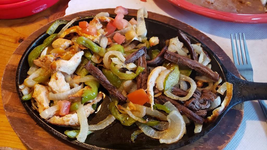 Las Palomas | restaurant | 1126 Lancaster Dr SE, Salem, OR 97317, USA | 5033645655 OR +1 503-364-5655
