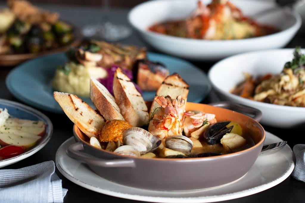 Silo Modern Farmhouse | restaurant | 17501 West 87th St. Pkwy, Lenexa, KS 66219, USA | 9132780910 OR +1 913-278-0910