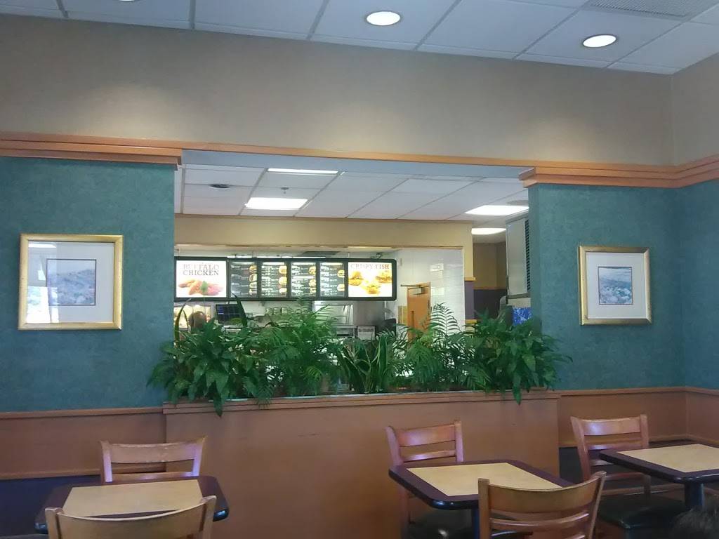 Arbys | restaurant | 3900 Brookside Pkwy, Alpharetta, GA 30022, USA | 7707772343 OR +1 770-777-2343