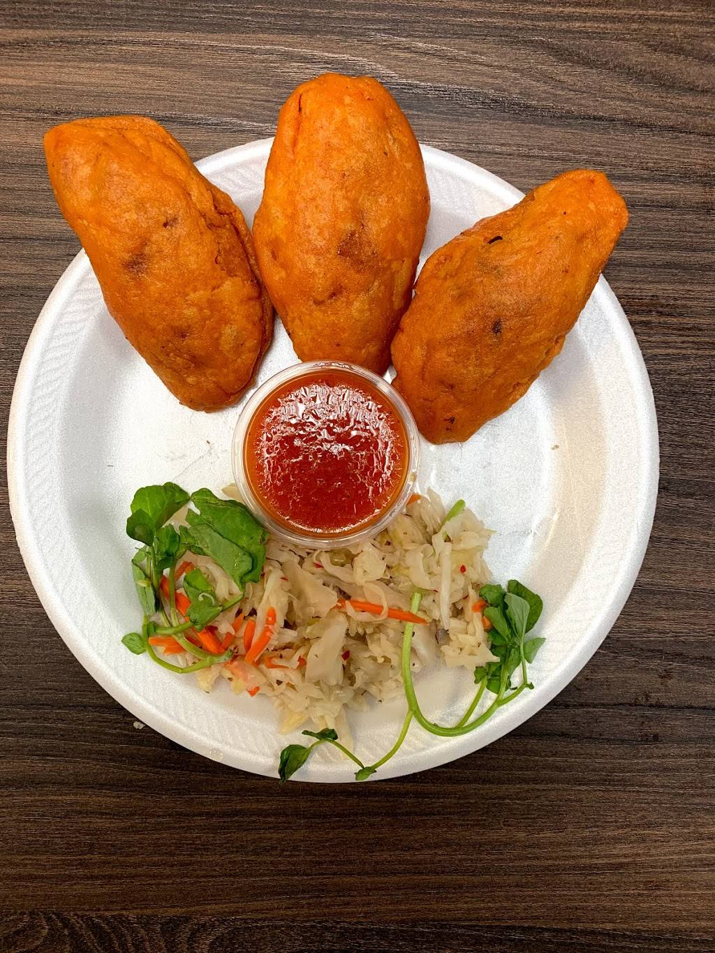 Seydi’s Pupuseria & Grill | restaurant | 2625 E Greenway Pkwy suite 107, Phoenix, AZ 85032, USA | 6024047634 OR +1 602-404-7634