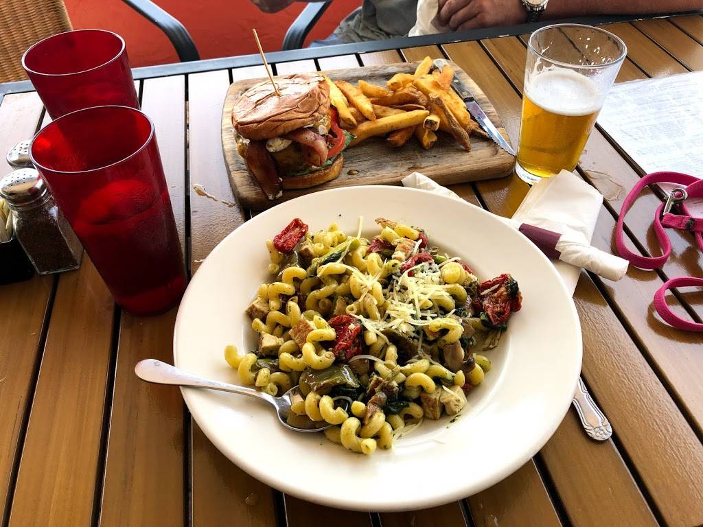 Dixie Grill & Brewery | restaurant | 5101 S Dixie Hwy, West Palm Beach, FL 33405, USA | 5615863189 OR +1 561-586-3189