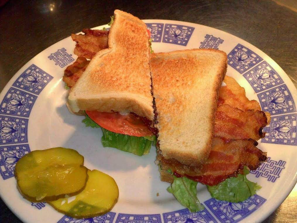 301 Family Restaurant | restaurant | 3407 US-301, Tampa, FL 33619, USA | 8136233612 OR +1 813-623-3612